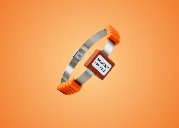 BBS350CT self-powered wireless busbar temperature sensor with metal strap